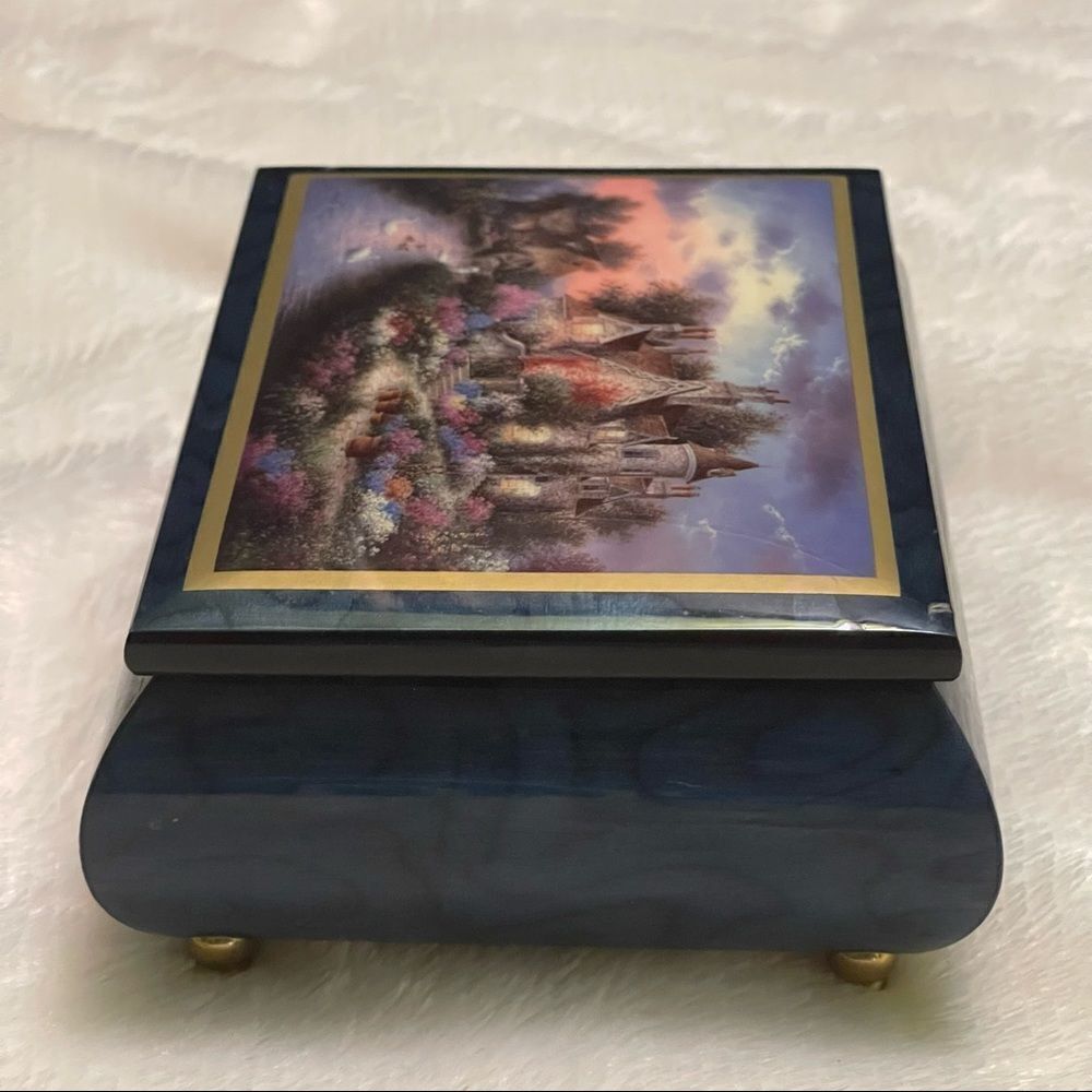ERCOLANO Italian Jewelry musical box - Picture 8 of 14